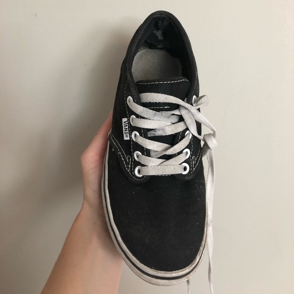 Vans - Picture 2 of 2